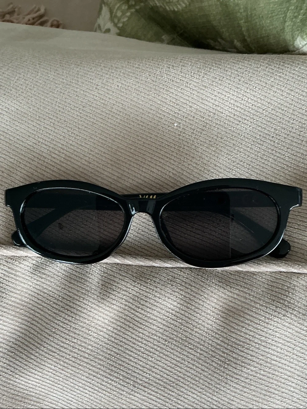 Black Oval Women's Sunglasses - Classic Chic by h&m